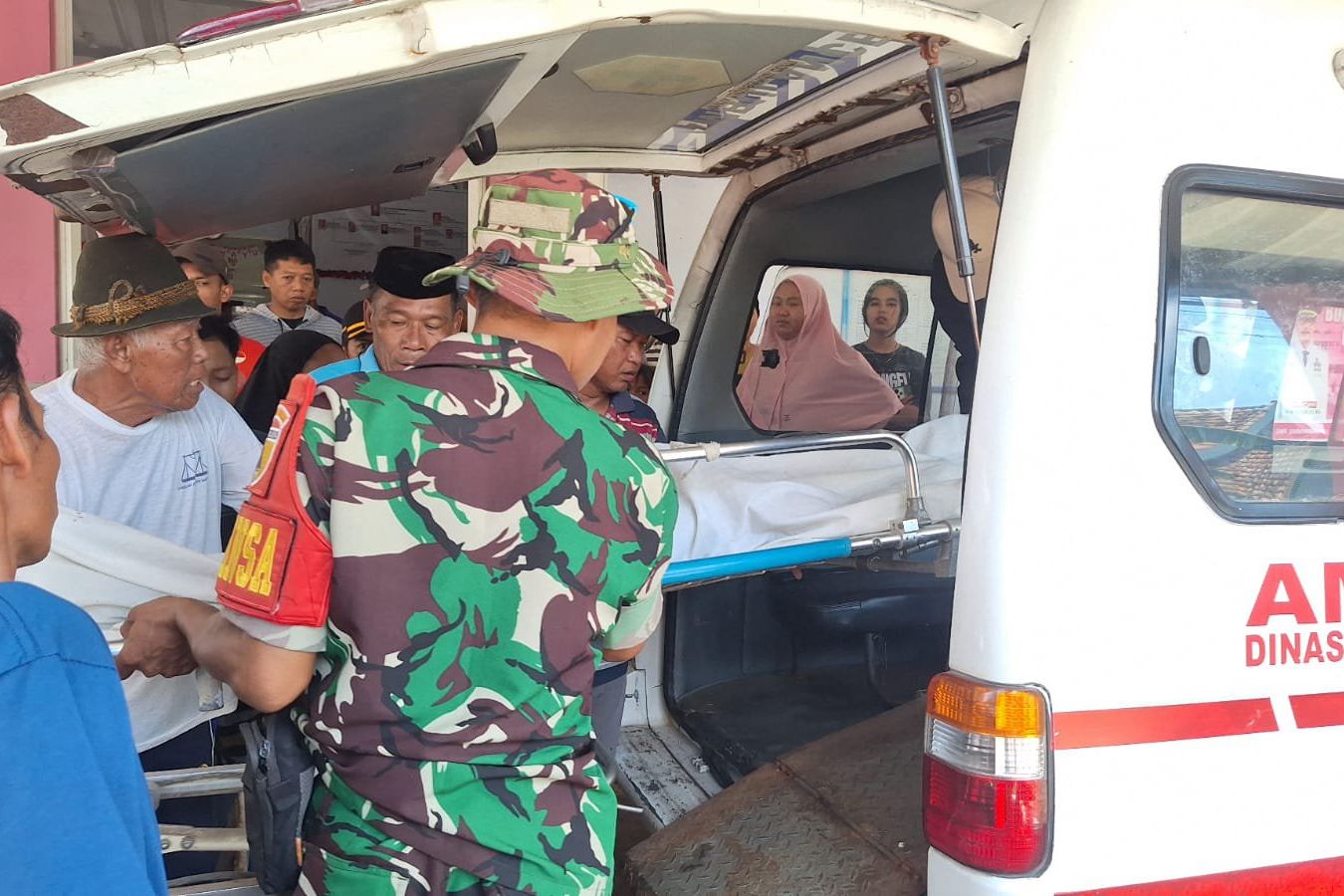 Seorang Wisatawan Meregang Nyawa di Pantai Karanganyar Jember