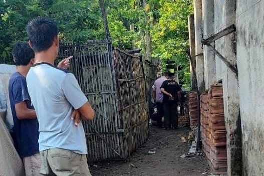 Mayat Penuh Luka Ditemukan di Jombang, Korban Pembunuhan?