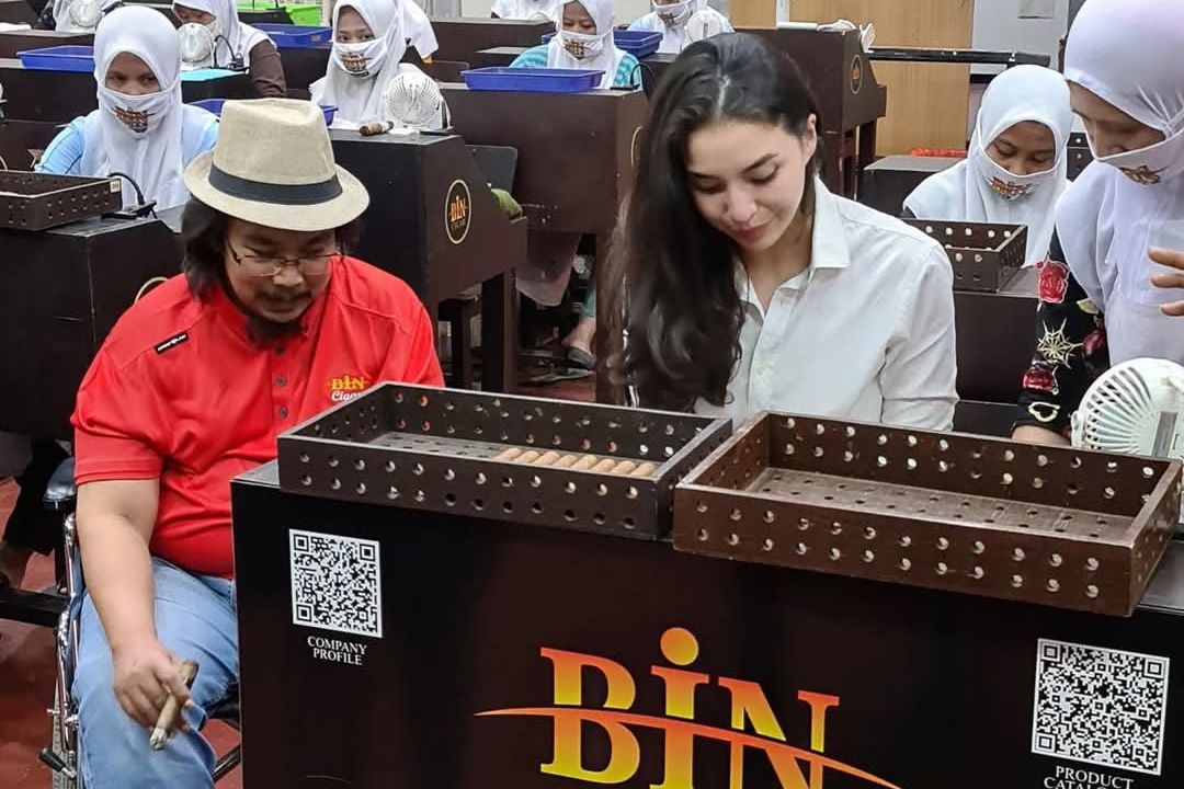 Pengusaha Cerutu Jember Tak Khawatir Ancaman “Tarif Trump”, Ini Alasannya
 
