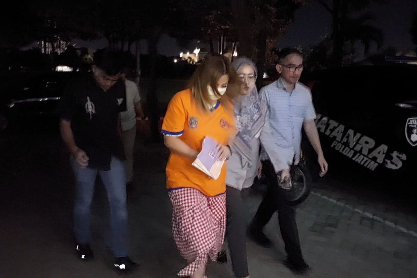Rumah Jan Hwa Diana Digeledah, Polisi Temukan 108 Ijazah