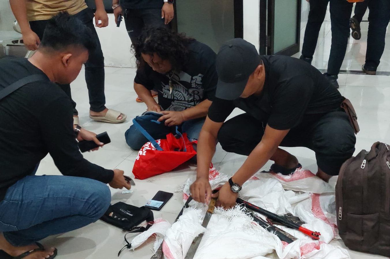 Kronologi Komplotan Pembobol Gudang Ditembak Mati di Tol Kejapanan