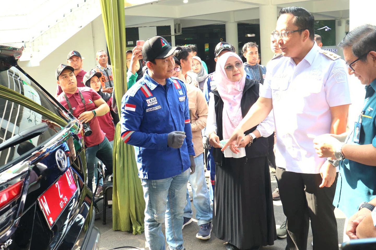 Hari Lingkungan Hidup, Puluhan Kendaraan Dinas Pemkab Gresik Diuji Emisi