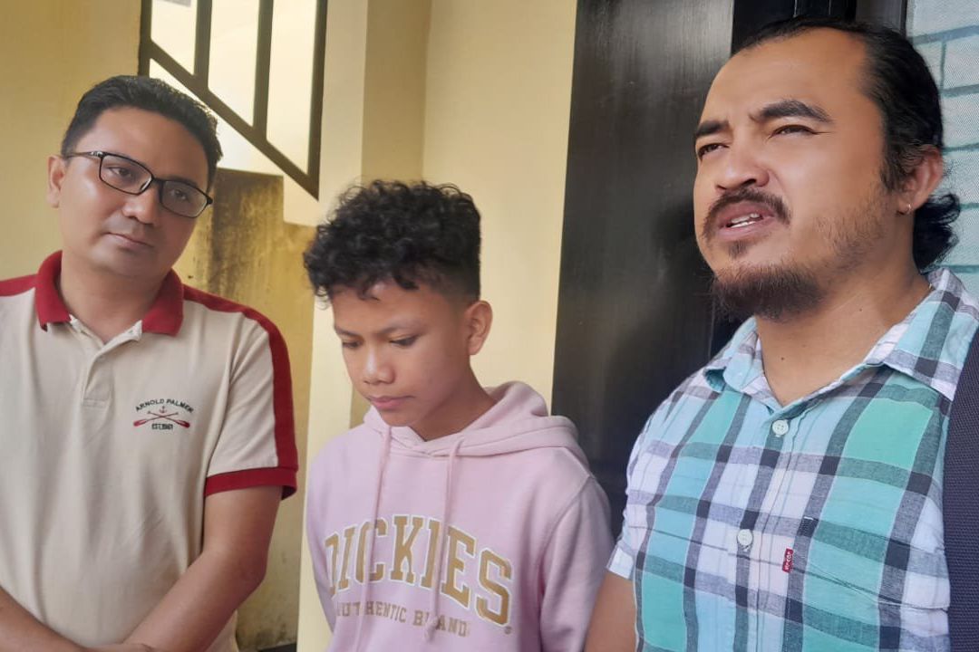 Jenguk Sang Ayah yang Ditahan Gegara Judol, Ini Pesan Farel Prayoga
