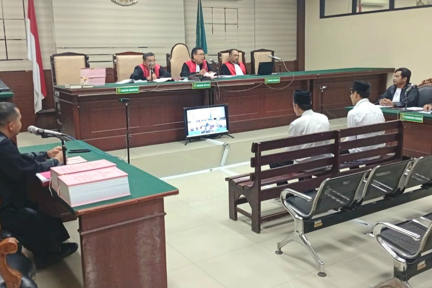 Korupsi Dana CSR Beras, Pejabat Pemdes dan BPD nonaktif Desa Roomo Divonis Berbeda