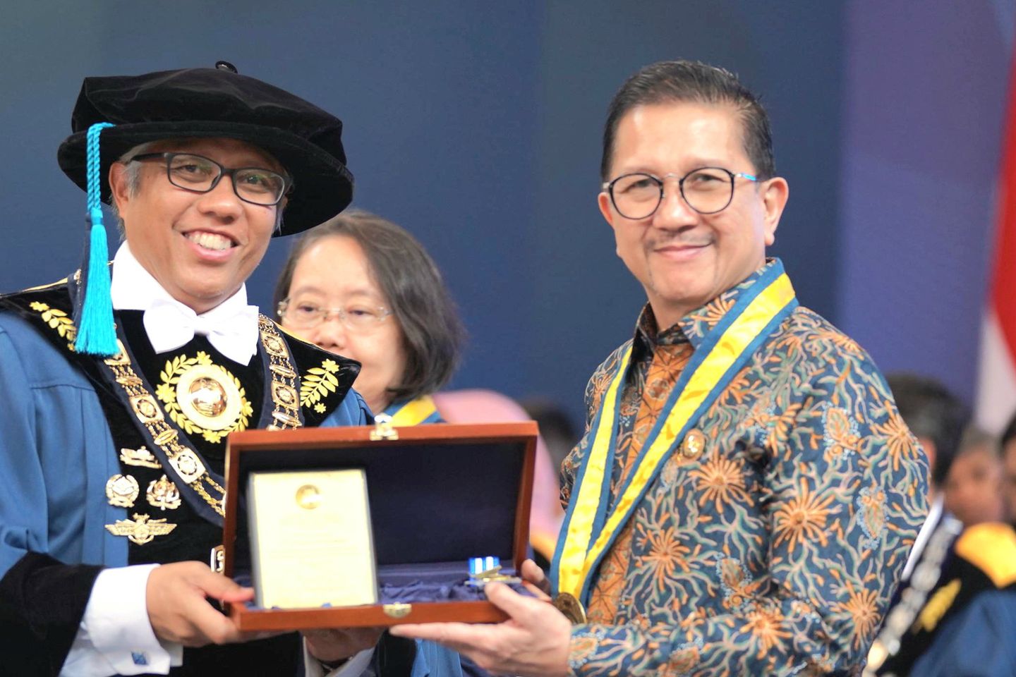 Freeport Indonesia Terima Penghargaan Ganesa Wirya Jasa Adiutama dari ITB