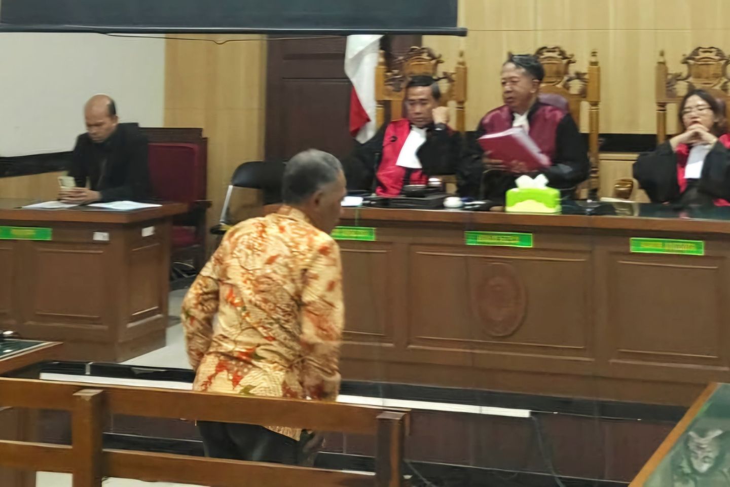 Tak Layani Surat Riwayat Tanah, Mantan Kades Wedoroanom Gresik Divonis Empat Bulan Penjara