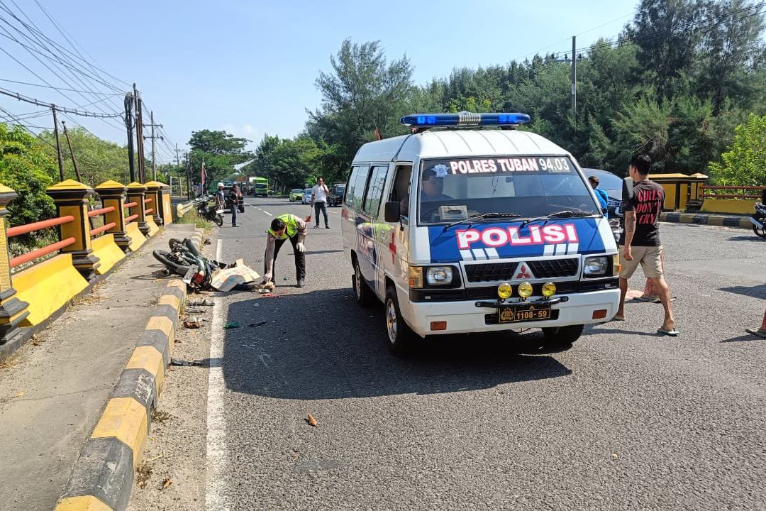 Truk Tabrak Motor di Pantura Tuban, Pemotor Tewas