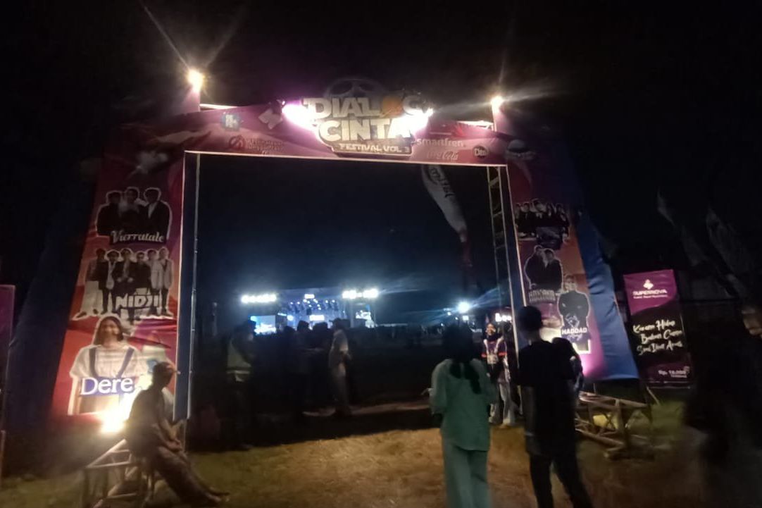 Obral Tiket Konser Dialog Cinta Festival di Jombang Dikeluhkan 

 