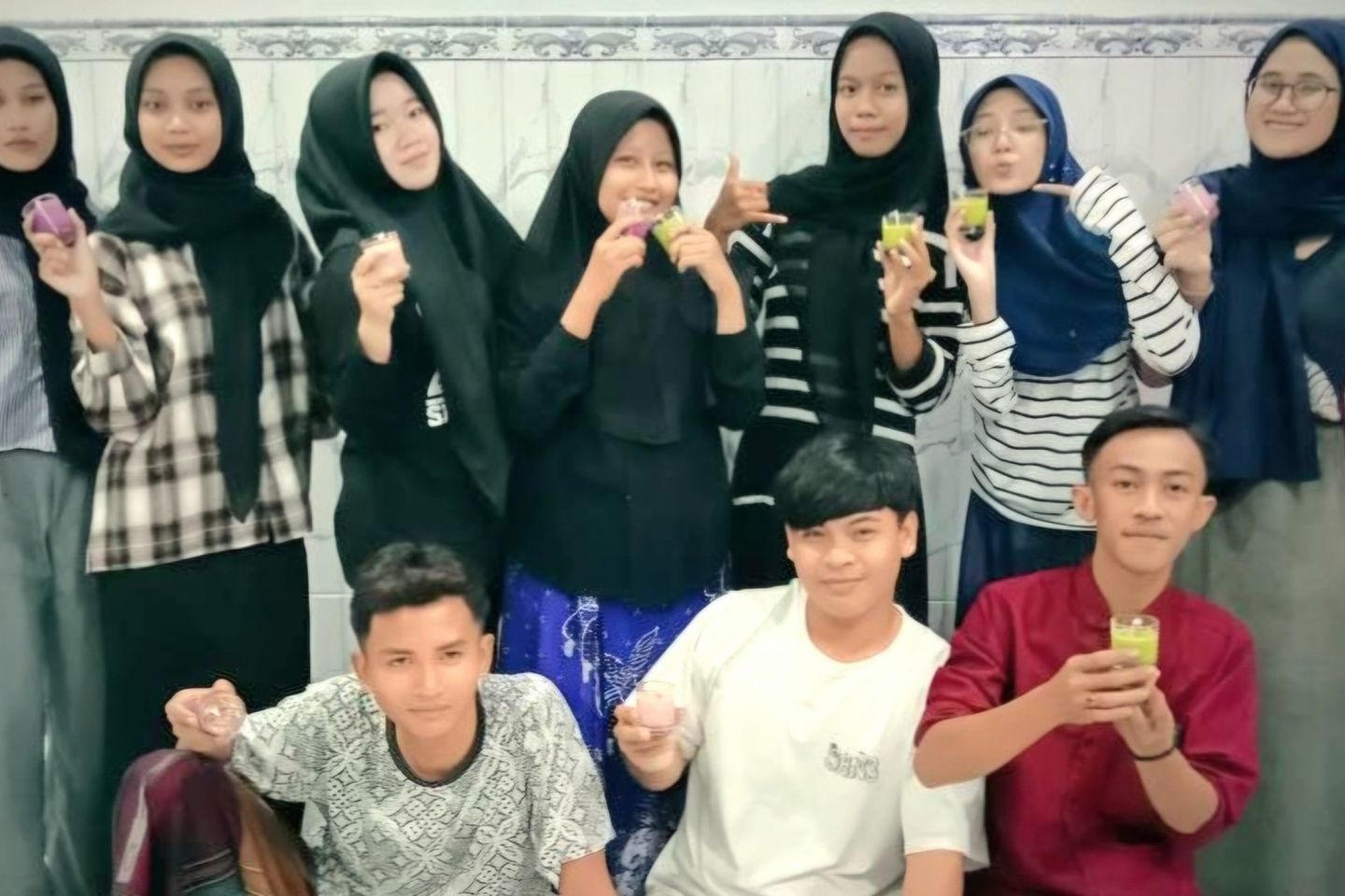 Karang Taruna Desa Pegundan Gresik Manfatkan Minyak Jelantah Jadi Lilin Aromaterapi Super Estetik
