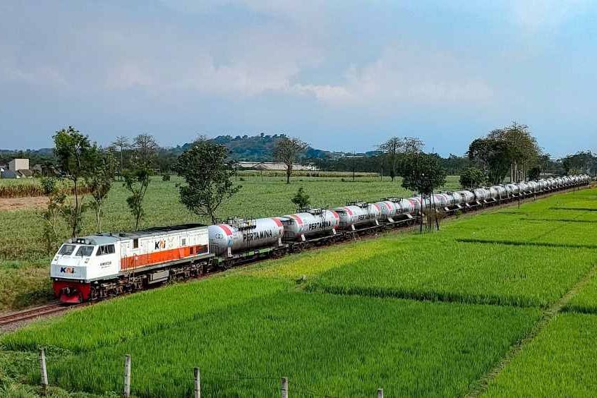 PT KAI Pastikan Tidak Ada Kereta yang Angkut Tambahan Pasokan BBM ke Jember
