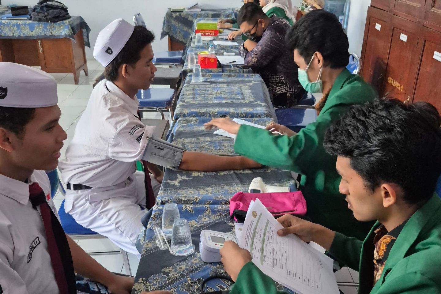 Kasus TB di Jatim Tinggi, FK Unusa Skrining ke Ponpes Zainul Hasan Genggong