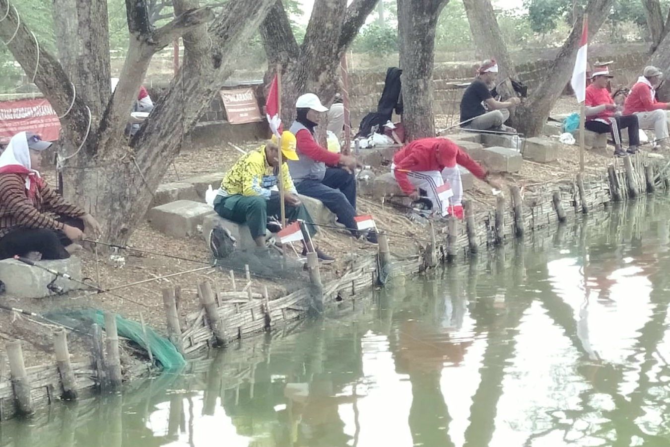 Menengok Lomba Mancing Merah Putih Al-Hambra