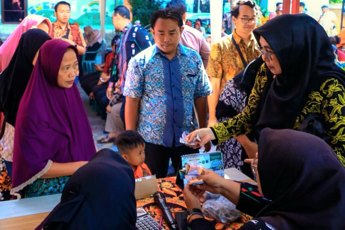 Jaga Stabilitas Harga Pangan, Pemkab Gresik Gelar Pasar Sembako Murah