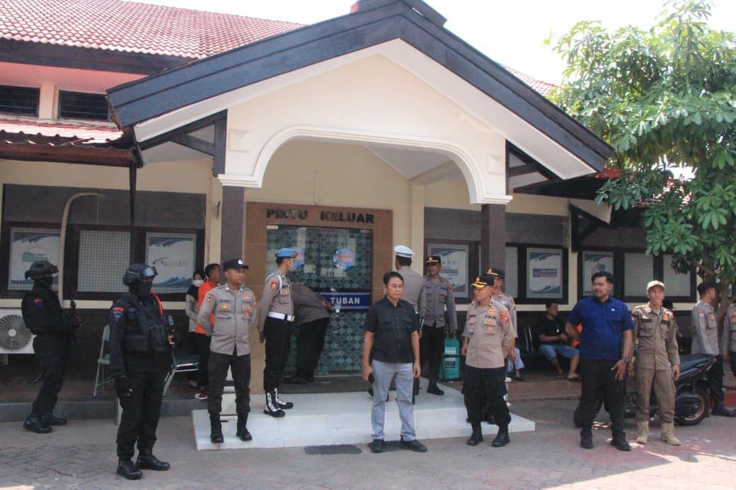 Patroli Bersama Dishub dan Satpol PP, Polres Pastikan Tuban Tetap Kondusif
