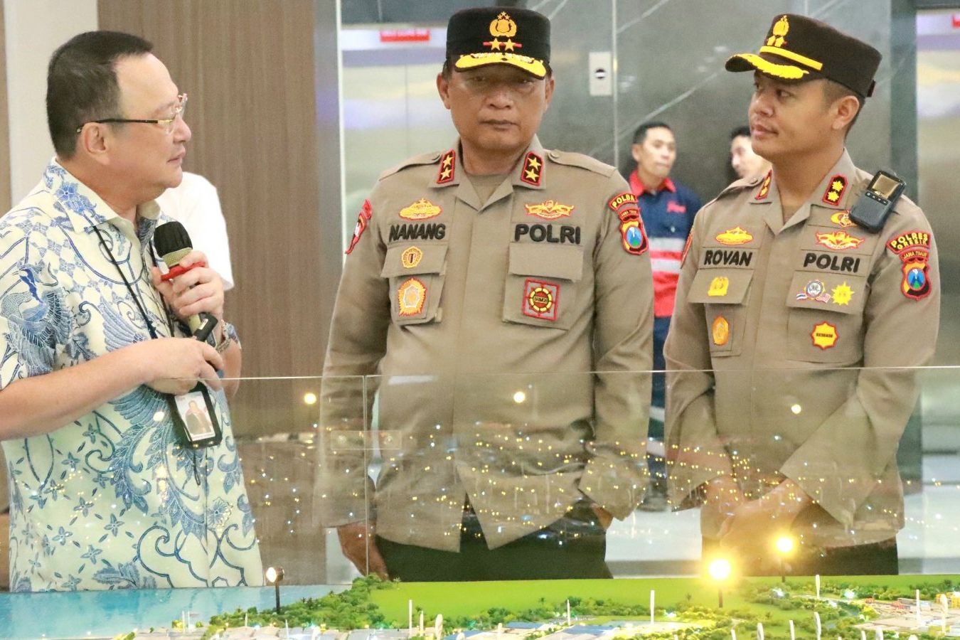 Tinjau Gedung Polri di KEK JIIPE, Kapolda Jatim Pastikan Keamanan Investasi