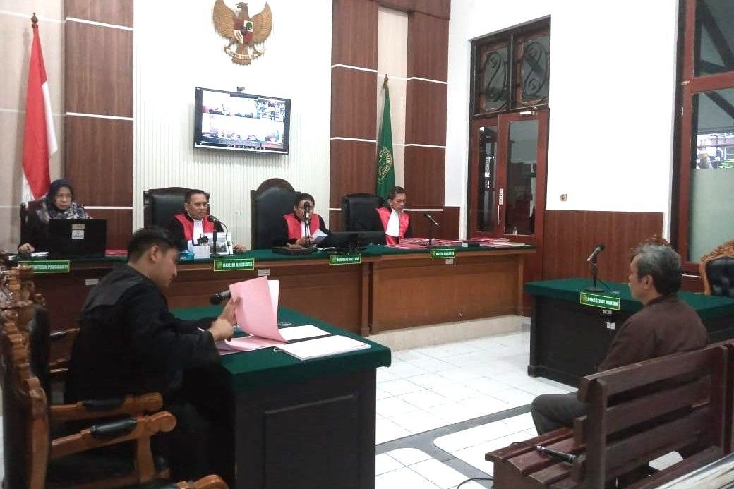 Terdakwa Pengurangan Isi MinyaKita di Surabaya Divonis 10 Bulan Penjara