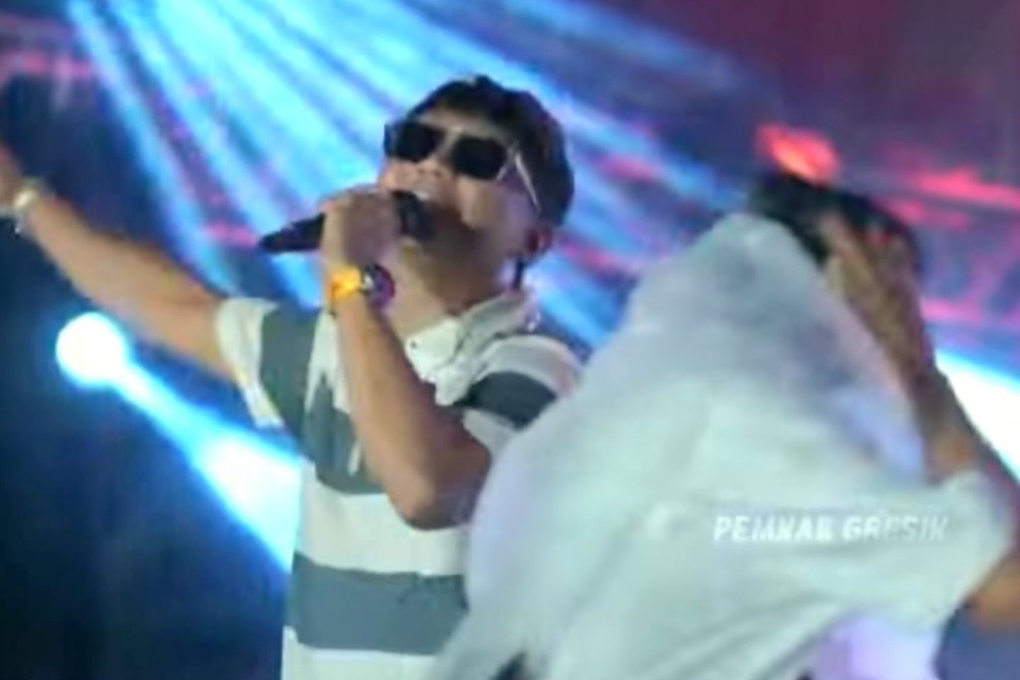 Pemkab Gresik Gelar Konser Denny Caknan Saat Banjir di Selatan