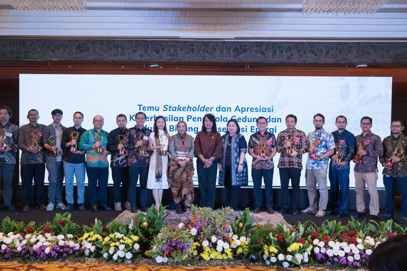 Lewat Inovasi Sphin X, PLN NP UP Tanjung Awar-Awar Raih Apresiasi Efisiensi Energi Nasional 2025