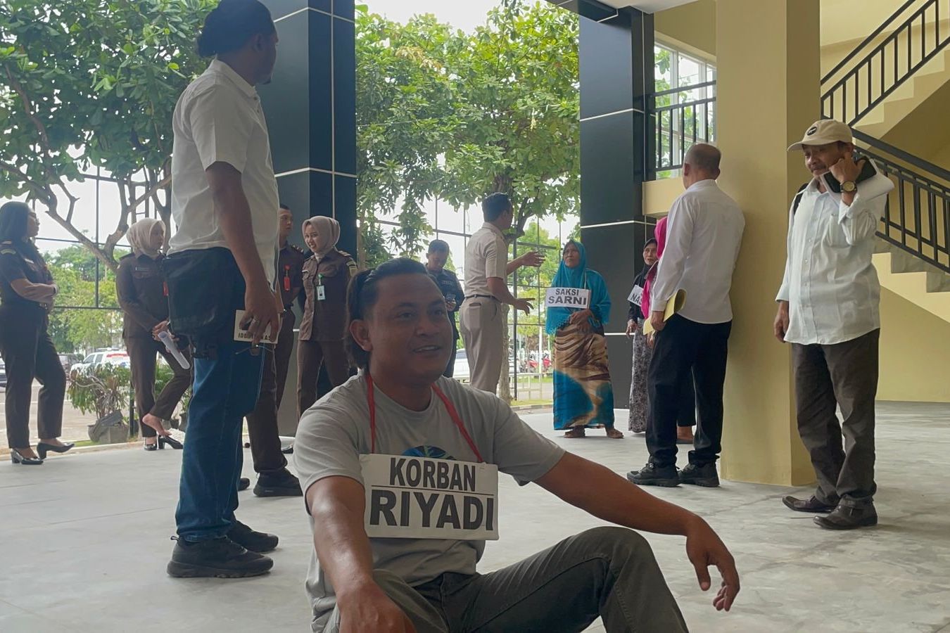 Rekonstruksi Pembunuhan Perangkat Desa Jarorejo Tuban Peragakan 28 Adegan