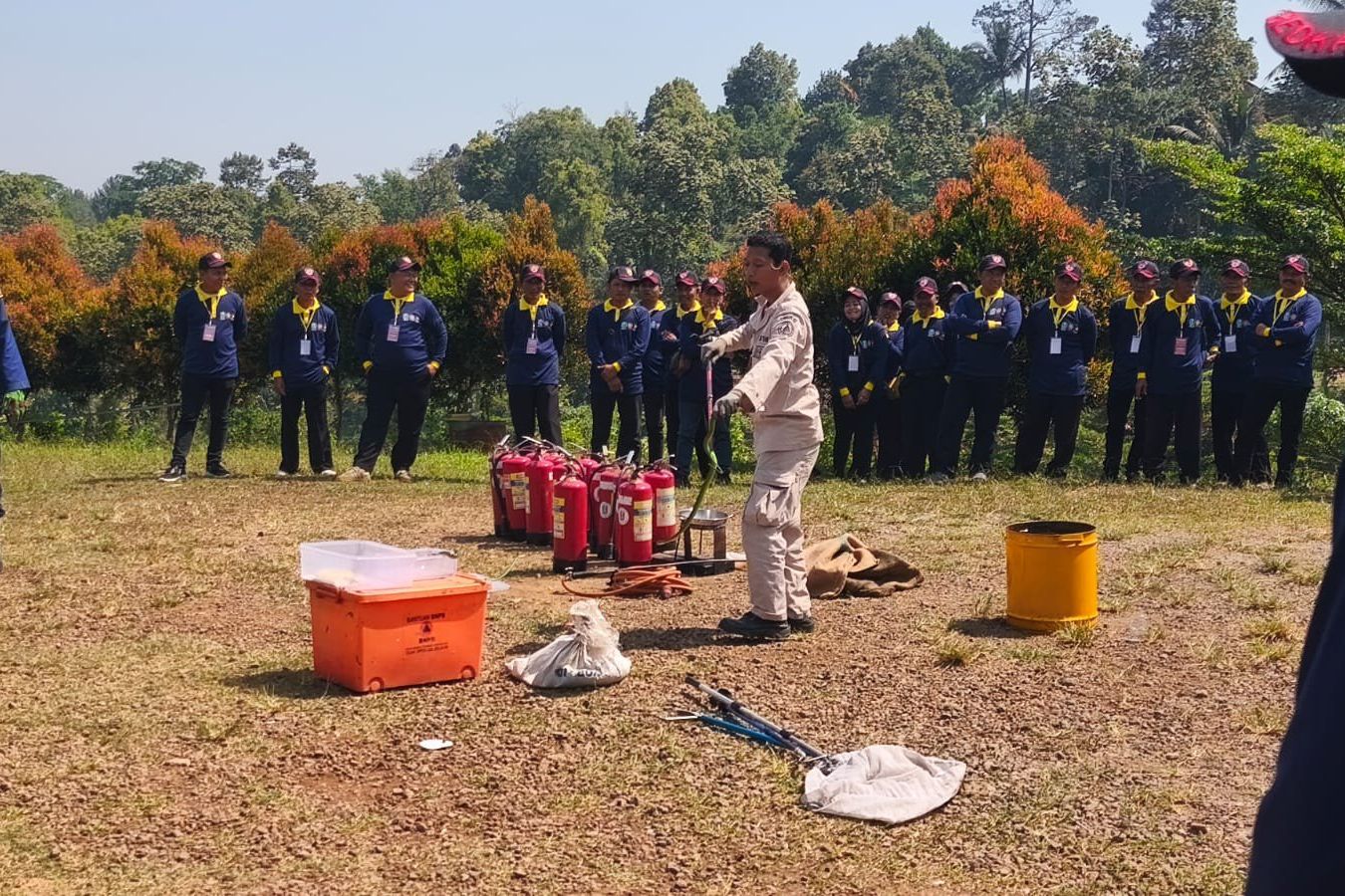 Satpol PP dan DPRD Jatim Tingkatkan Kemampuan Relawan Damkar di Jombang