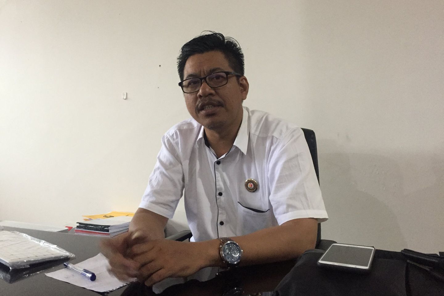 Bawaslu Surabaya Perintahkan Parpol Copoti APK yang Melanggar