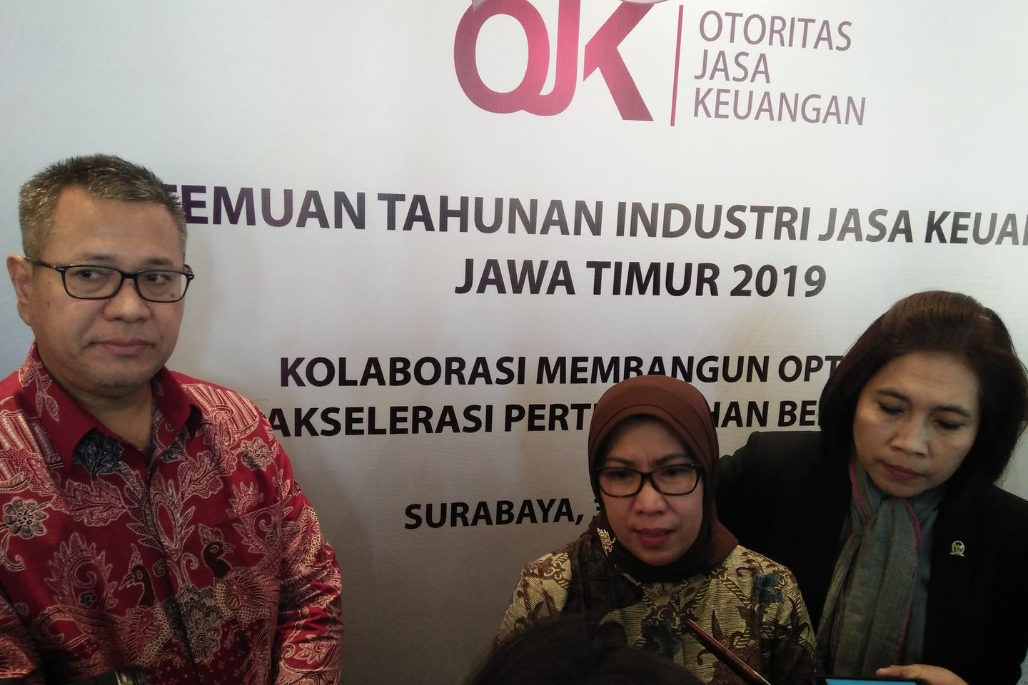 Mulai 2019 Semua Perusahaan Fintech Harus Terdaftar di OJK