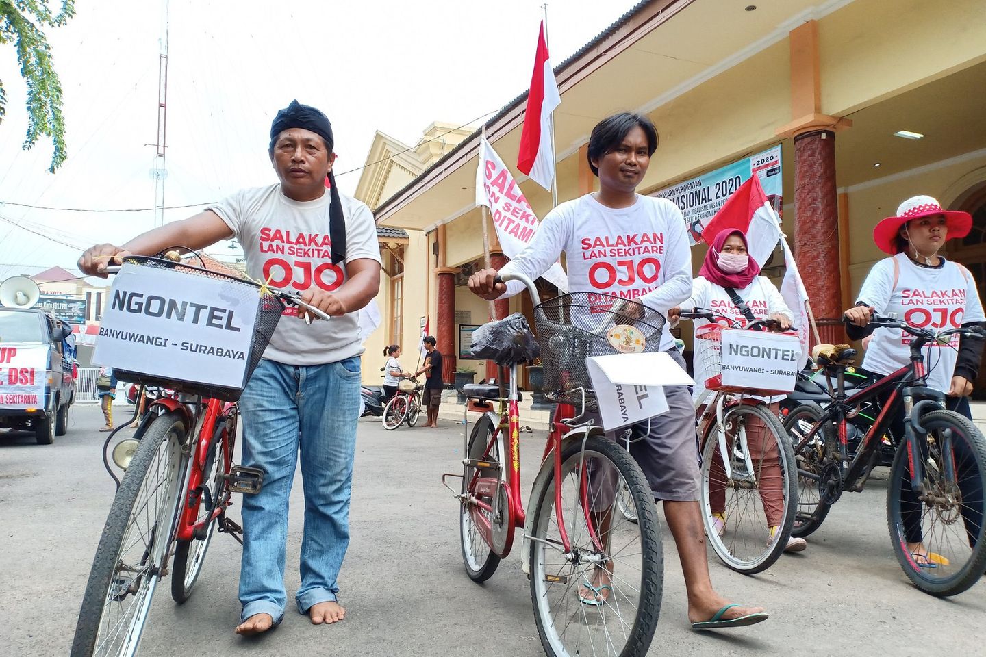 Warga Banyuwangi Penolak Tambang Emas Ancam Mogok Makan