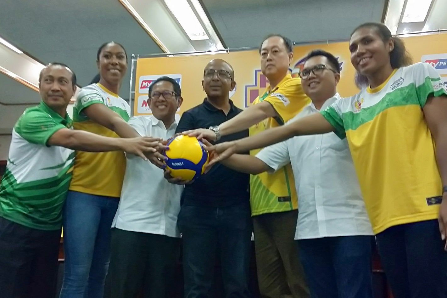 Tim Voli Putri Gresik Petrokimia Target Empat Besar Proliga