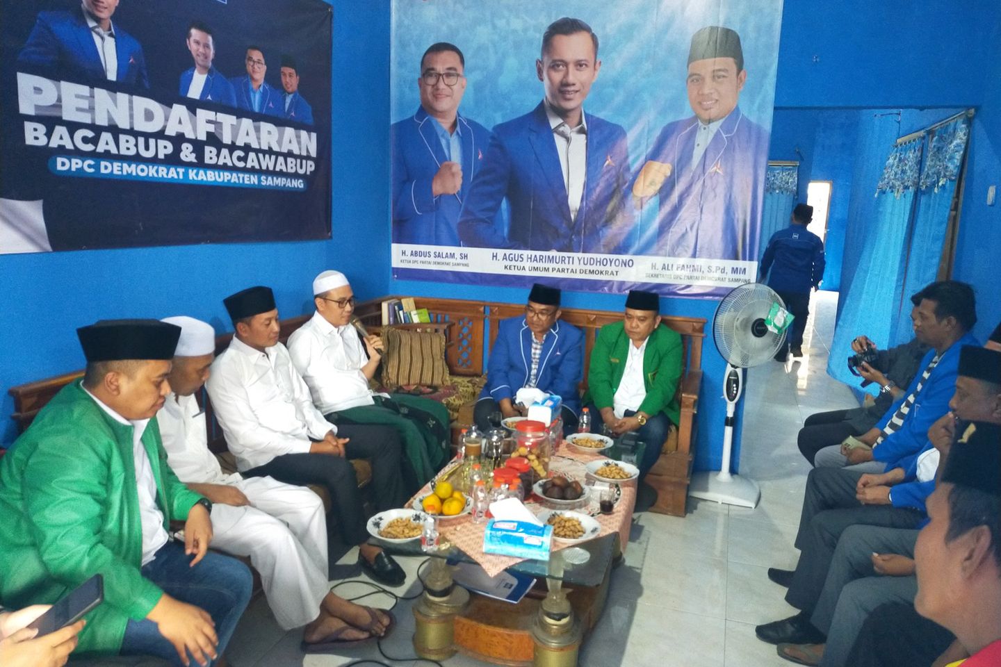Pilkada Sampang, Gus Mamak-Haji Ab Optimis Kunci Rekom Tujuh Parpol 