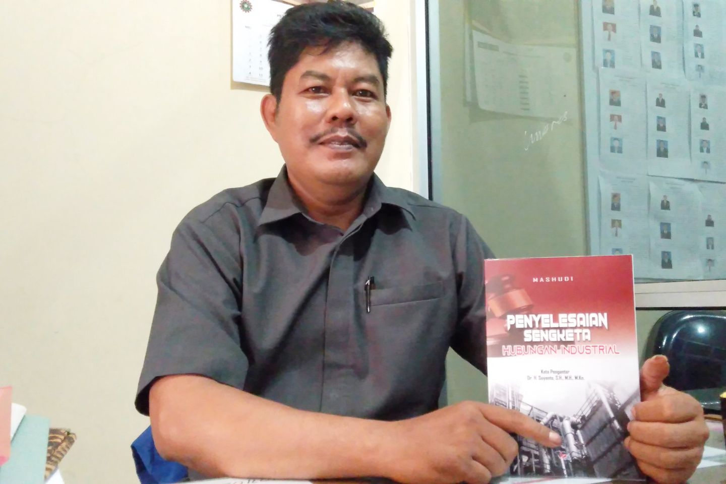 Buku Penyelesaian Sengketa Hubungan Industrial Adaptasi Perubahan