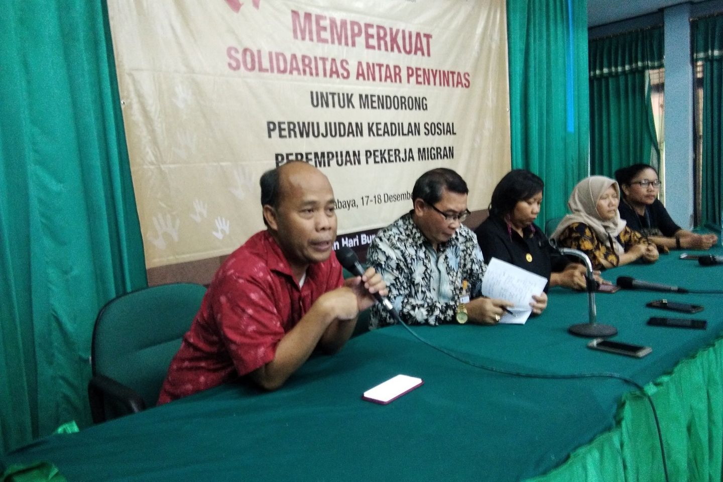 <strong>Lemah, Pemerintah Belum Punya Aturan Pelaksana UU Pekerja Migran</strong>