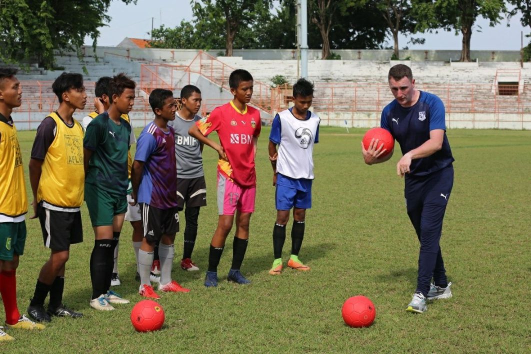 Stadion Gelora 10 November Disiapkan untuk Gelaran Porprov dan Puslatcab Sepak Bola