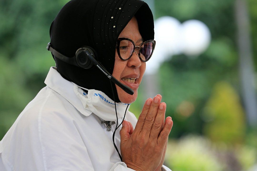 Risma Imbau Warga Positif atau Bergejala Covid Berobat ke Rumah Sakit