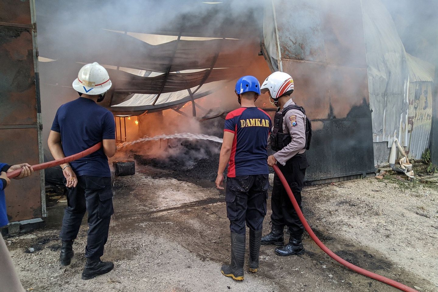 Pabrik Makanan Ringan di Ponorogo Terbakar, Kerugian Rp3 Miliar