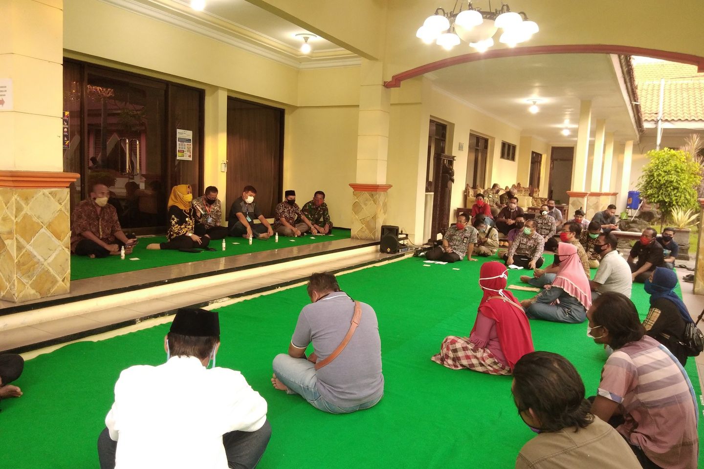 Ning Ita Minta Warga Mojokerto Bersabar Tunggu Pendataan Calon Penerima BSM
