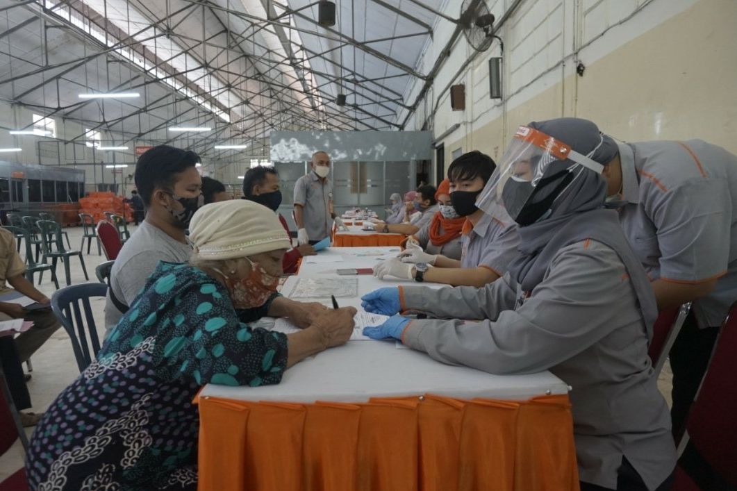 174 Ribu Warga Surabaya Mulai Terima Bantuan Sosial Tunai Dampak Covid-19