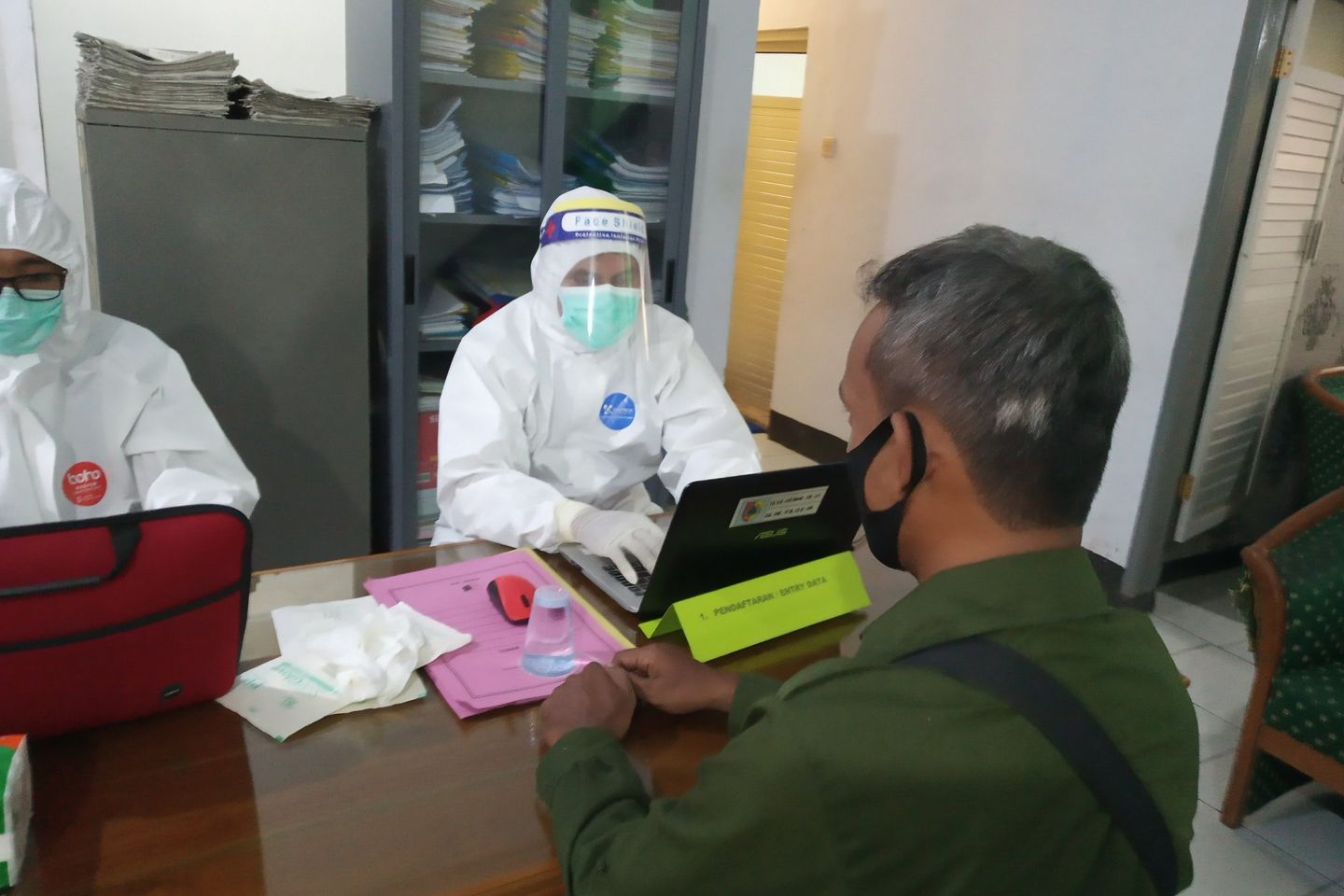 Puluhan Jurnalis dan ASN Diskominfo Jember Jalani <em>Rapid</em> <em>Test</em>, Ini Hasilnya