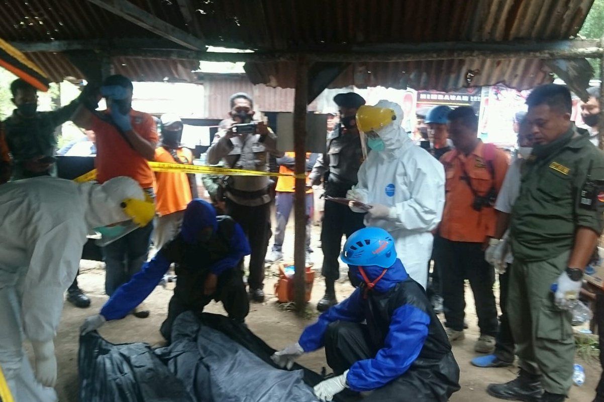 Diduga Kedinginan, Pendaki Meninggal di Jalur Pendakian Gunung Lawu