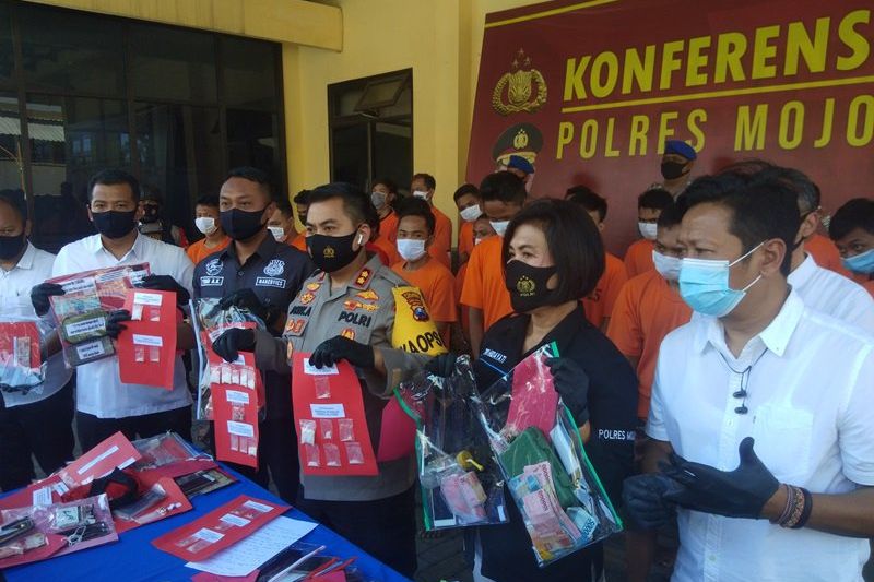 Operasi Tumpas Narkoba, Polisi Sita Puluhan Gram Sabu dan Ribuan Pil Koplo