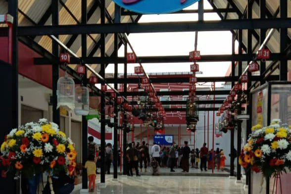 Ekonomi ekslokalisasi Dolly Terus Bergeliat, Pasar Burung dan Batu Akik Diresmikan