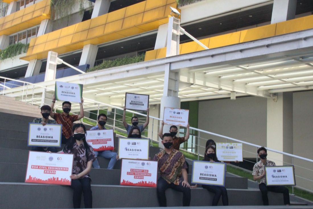 Jalin Kerjasama Dengan Industri, Lebih dari 1 Milyar Beasiswa I Care UKP Dibagikan