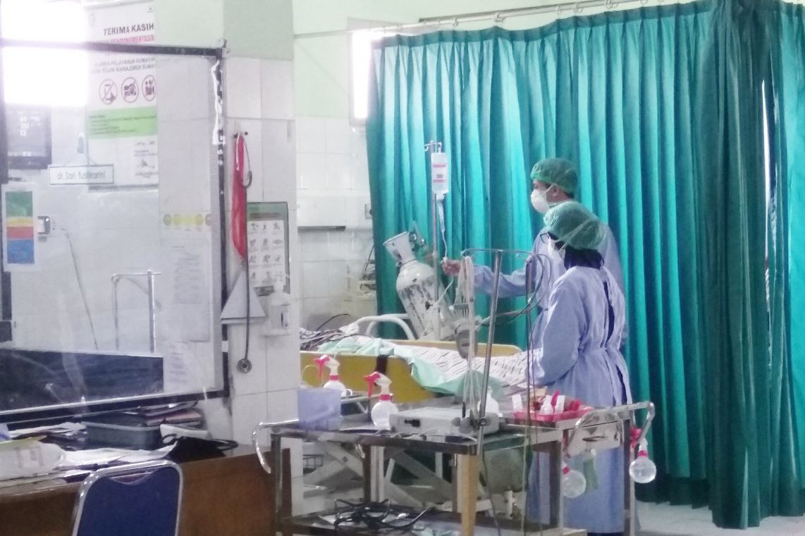 Bus Langgar Marka dan Tabrak Motor, Ayah dan Anak Tewas