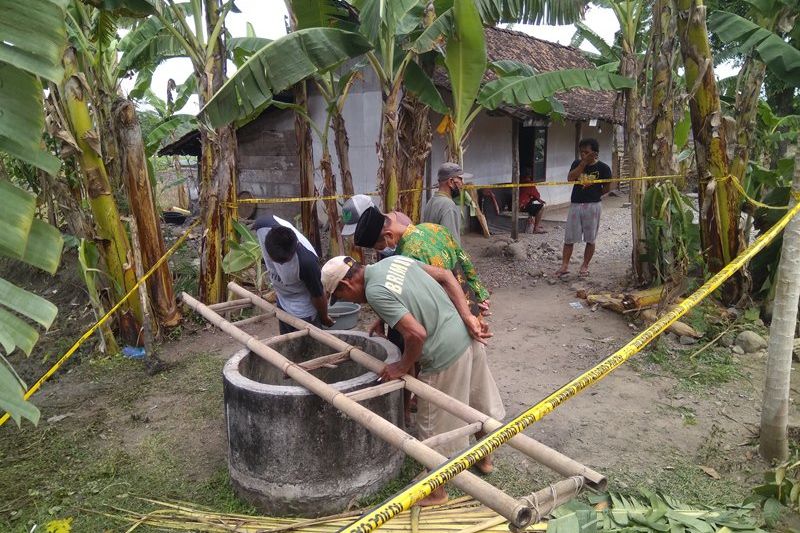Duduk di Bibir Sumur, Kakek Ini Tewas Tercebur