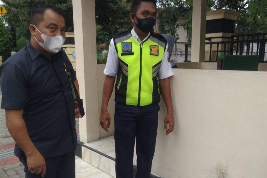 Dua Terduga Pelaku Teror Bom Molotov di PN Kota Probolinggo Ditangkap