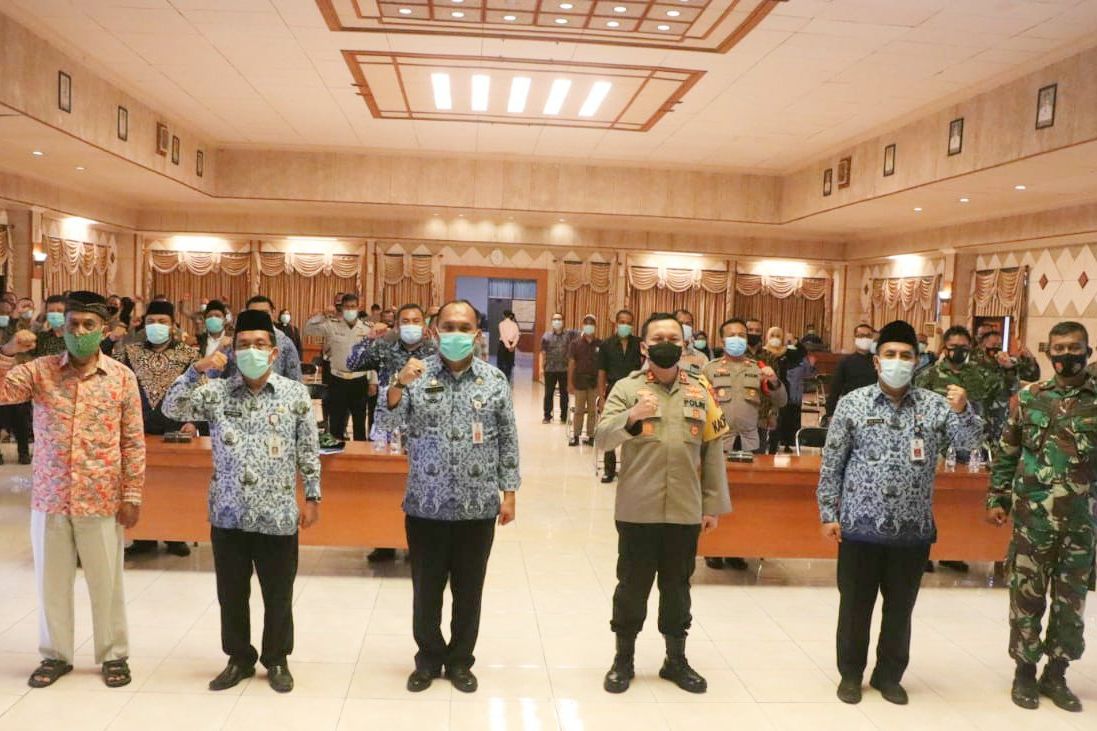 Libur Akhir Tahun, Forkopimda Gresik Minta Pusat Belanja dan Wisata Tingkatkan Prokes