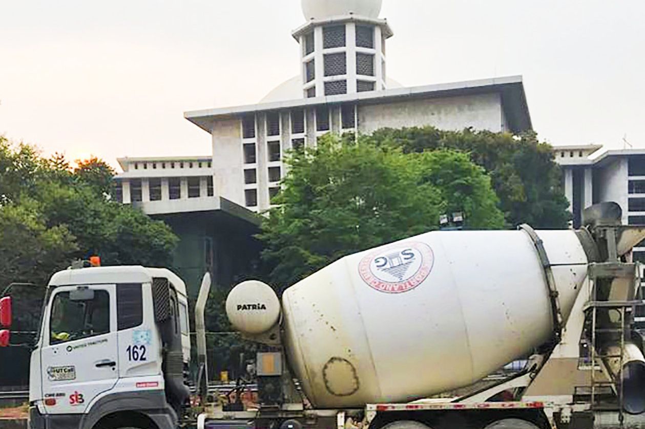 SIG Pasok Kebutuhan Beton Untuk Renovasi Masjid Istiqlal