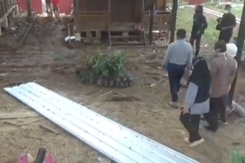 Tinggal Tiga Hari, Proyek RS Lapangan Covid di RS Paru Dungus Belum Selesai