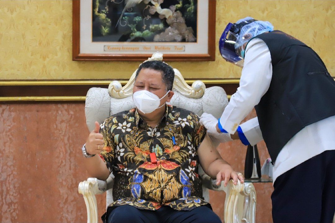 80 Persen Tenaga Kesehatan di Surabaya Sudah Divaksin Covid Tahap Pertama