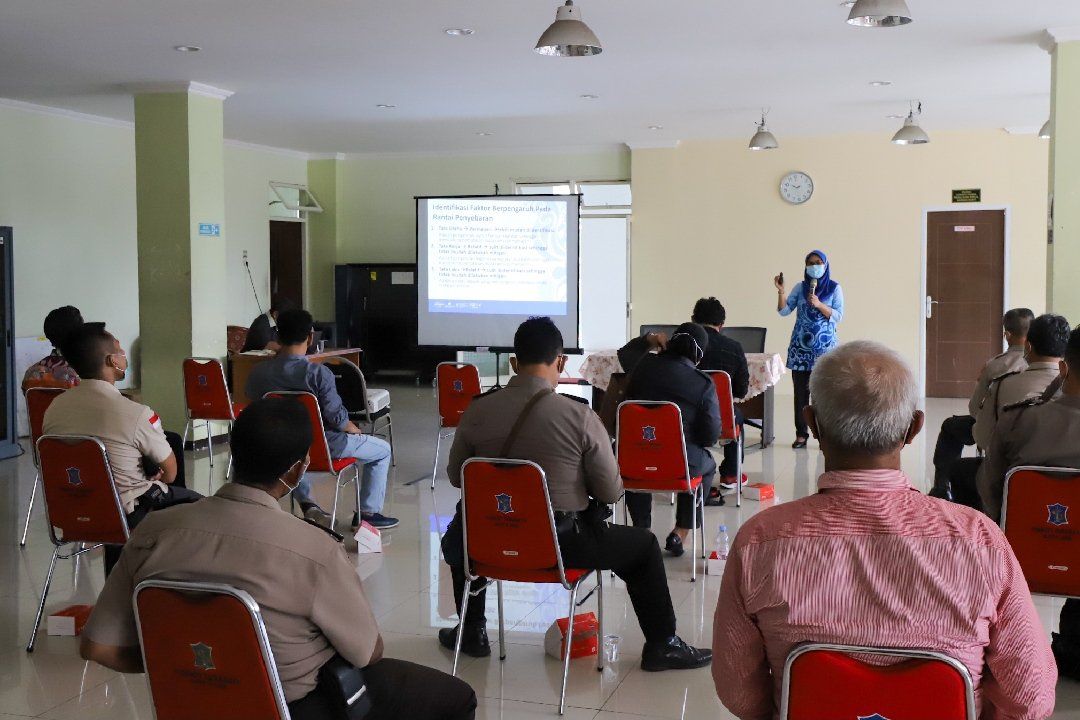 Personel Polrestabes Surabaya Dilatih Pelacakan dan Penilaian Kasus Covid-19