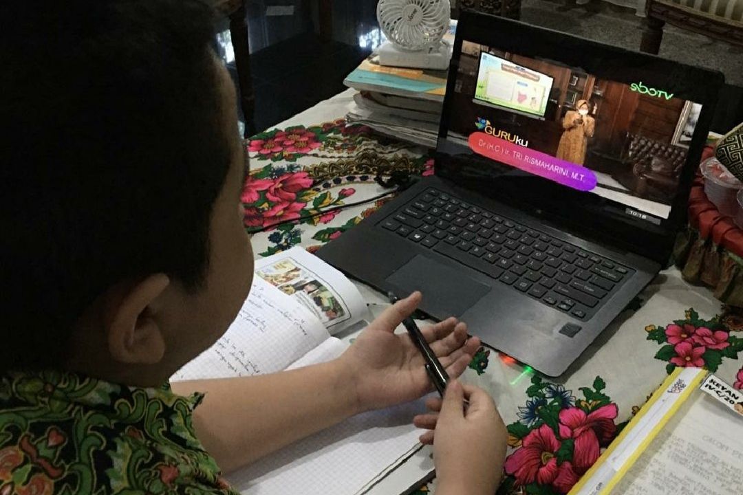 Strategi Dispendik Surabaya dalam Memfasilitasi Siswa Belajar dari Rumah